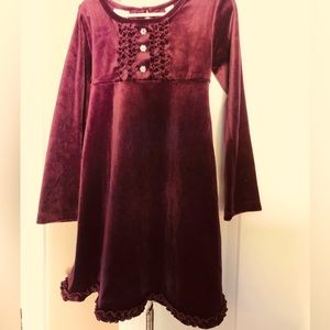 Girls purple velvet dress size 6.